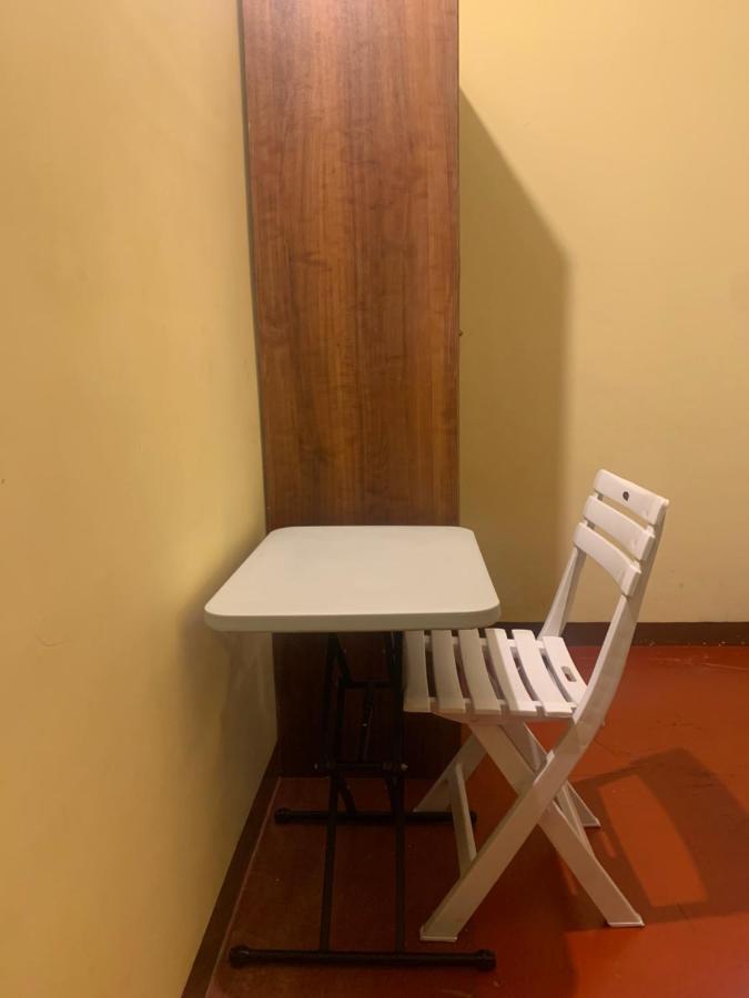 Cafe Sola Bnb Shillong Exterior foto